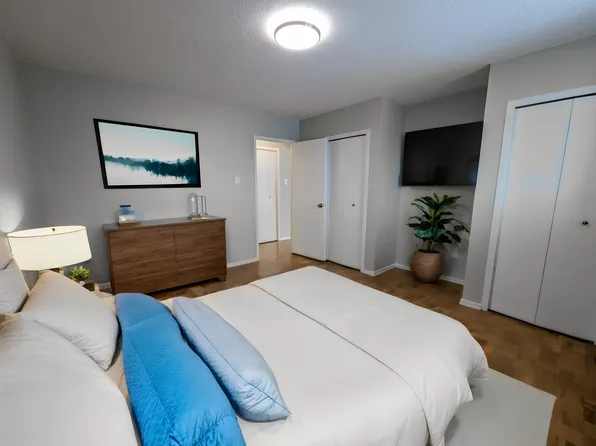 5667 Highway 7, Markham, ON