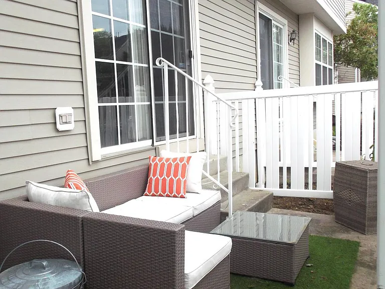 1301 Coventry Way — Photo 11