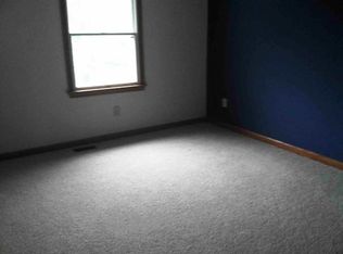 645 Morgan Rd, Zanesville, OH 43701