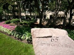 65 Spring Garden Ave #304, Toronto, ON M2N6H9