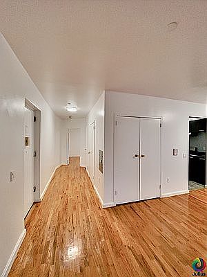 2nd image of 170 E 105th St APT 1B