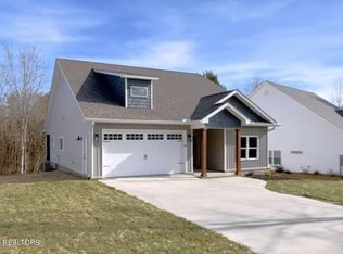 312 Oostagala Ln, Loudon, TN 37774