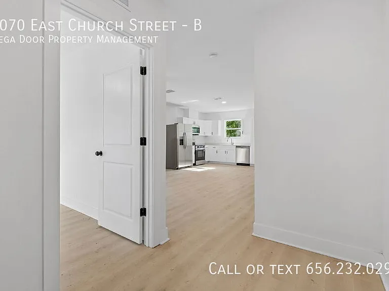 1070 E Church St #B — Photo 12