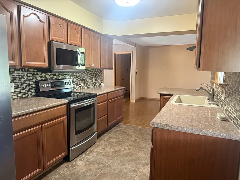 16907 Indianapolis Rd — Photo 4