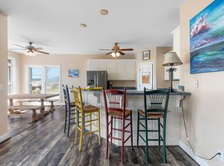 1405 N Topsail Dr, Surf City, NC 28445