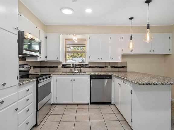 3rd image of 2403 14th St