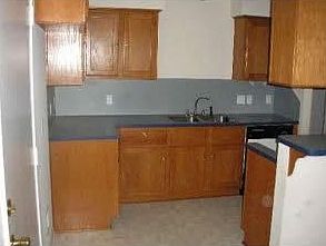 4th image of 2405 Hardwood Dr