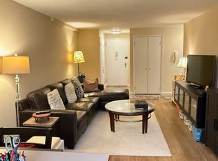 Barbizon, Queens, NY 11354