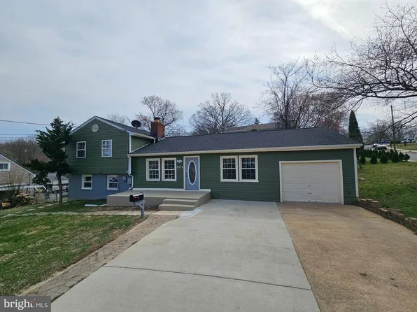 1717 Varsity Dr, Woodbridge, VA 22191