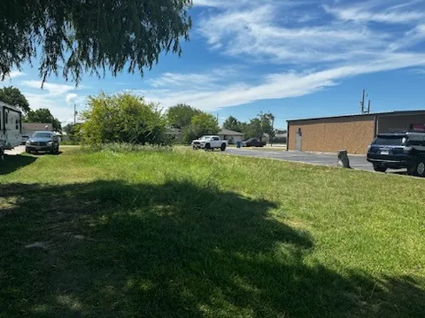 2738 El Paso Ave, Ingleside, TX 78362