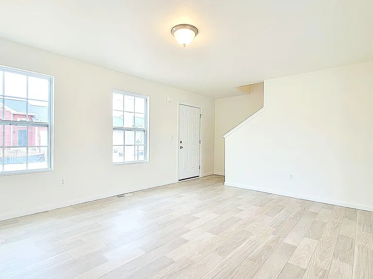 1929 Blue Stem Ct — Photo 7