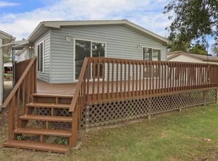 424 Oak Lodge Rd, Waterford, WI 53185