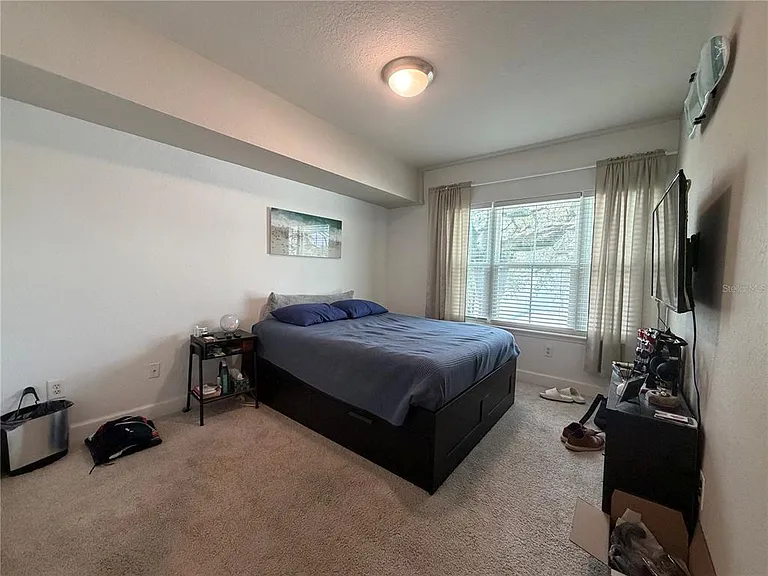 204 E South St #1053 — Photo 16