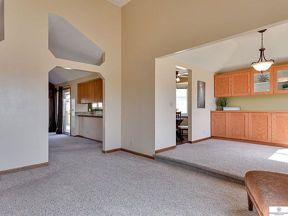 5th image of 7506 S 134th Cir