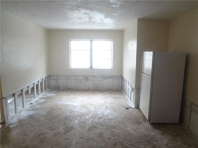 1st image of 1821 NE 168th St APT A3