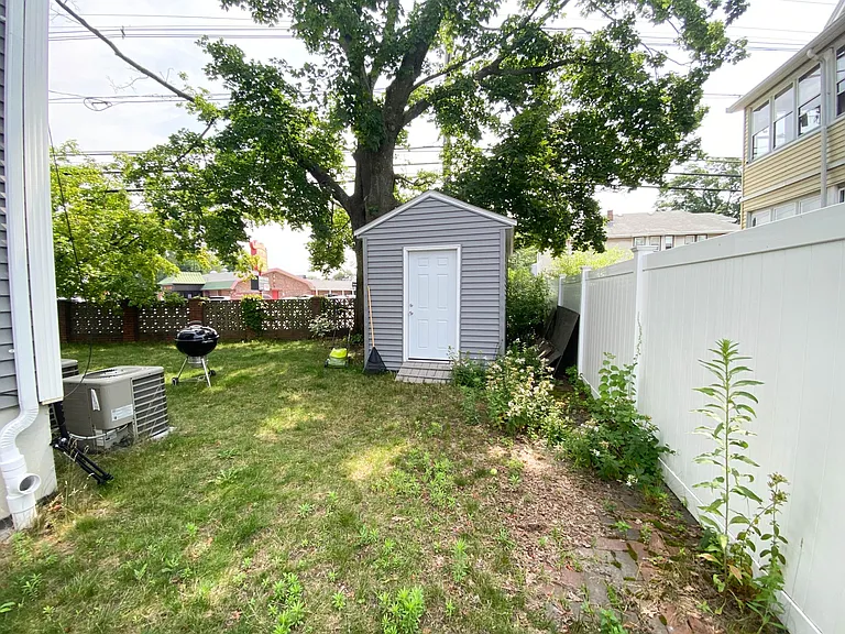 28 Woodruff Ave #28 — Photo 22