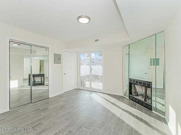5th image of 36 Donley Ave