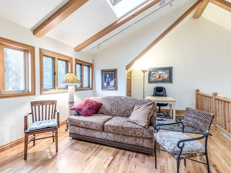 2524 Aspen Springs Dr — Photo 18