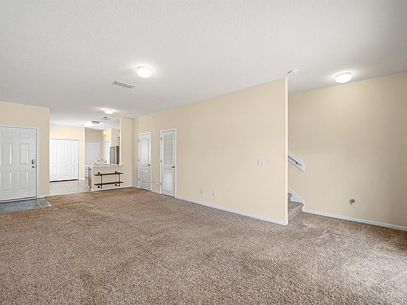 5th image of 81 Buckley Ct