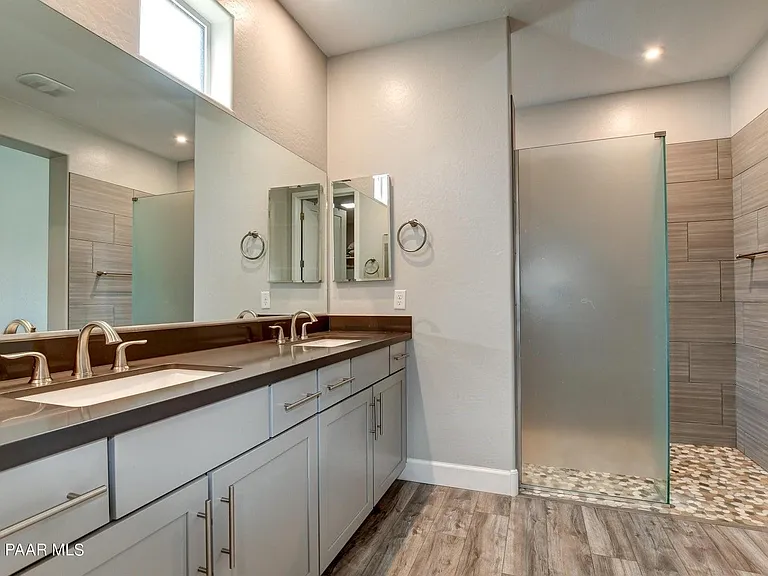 3851 Serenity Cliff Ct — Photo 13