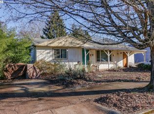 2135 Orr Ln, Eugene, OR 97405