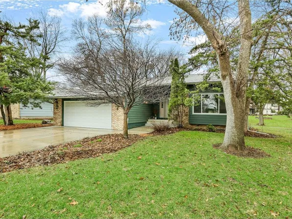 110102 Arboretum Way, Chaska, MN 55318