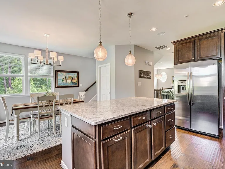 7502 Calais Way — Photo 26