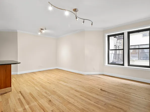 344 West 49th Street image 7 of 22