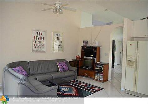 2nd image of 853 NW 131st Ave #853