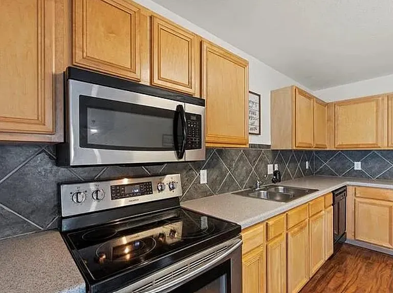4515 Cottonwood St — Photo 10