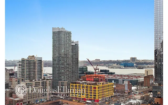 Sold by Douglas Elliman | media 7