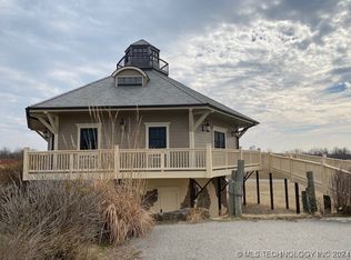 7117 Lighthouse Ln, Grove, OK 74344