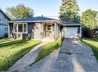 710 Oak St, Lisbon, ND 58054