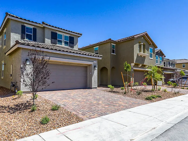3744 Frattina Ave — Photo 2