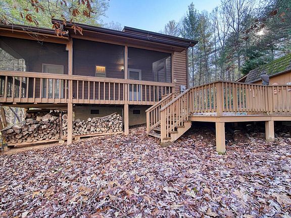 3rd image of 346 Wild Ridge Rd