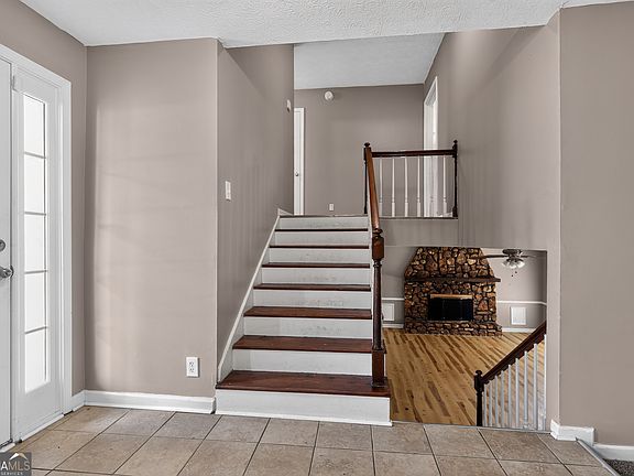 3rd image of 5151 Tara Creek Dr