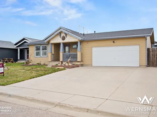 1660 Pathfinder Cir, Gillette, WY 82716