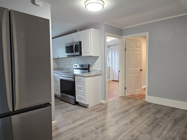 148 Falls Ave #2