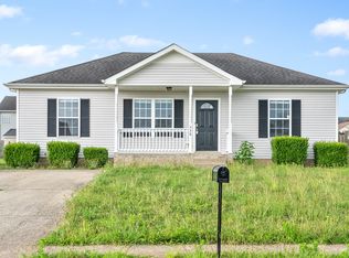538 Oakmont Dr, Clarksville, TN 37042