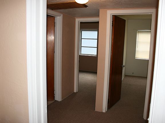 3rd image of 1303 Palmetto St