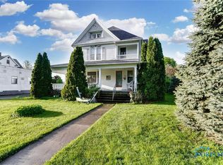 216 E Morenci St, Lyons, OH 43533