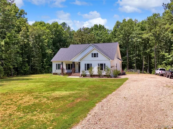 27950 Troublefield Rd, Stony Creek, VA 23882