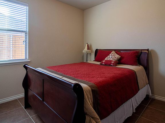 5th image of 762 Fannin Dr