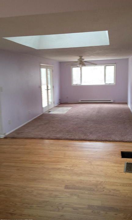 2nd image of 15625 Chandler Rd