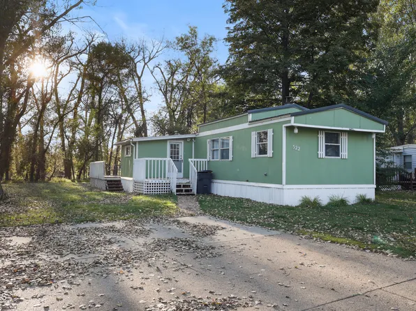 522 Sherwood Ln, Bismarck, ND 58504