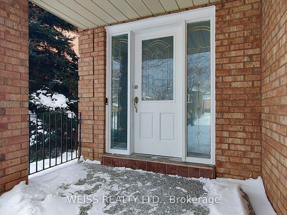 3rd image of 9 Tralee St