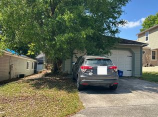 558 Portland Cir, Apopka, FL 32703
