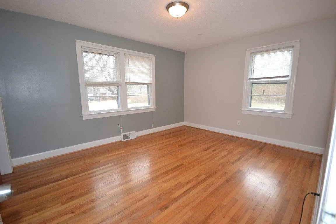 3 bed, 1.5 bath, 1500 sqft, $1,995 — Photo 4