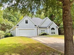 12266 Molly Sue Ln, Fayetteville, GA