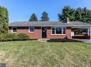 2360 Sycamore Rd, York, PA 17408